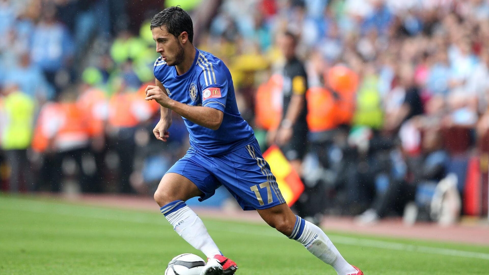 掘金收割步行者，库里连续得分拉开差距，一场战术与天赋的双重奏